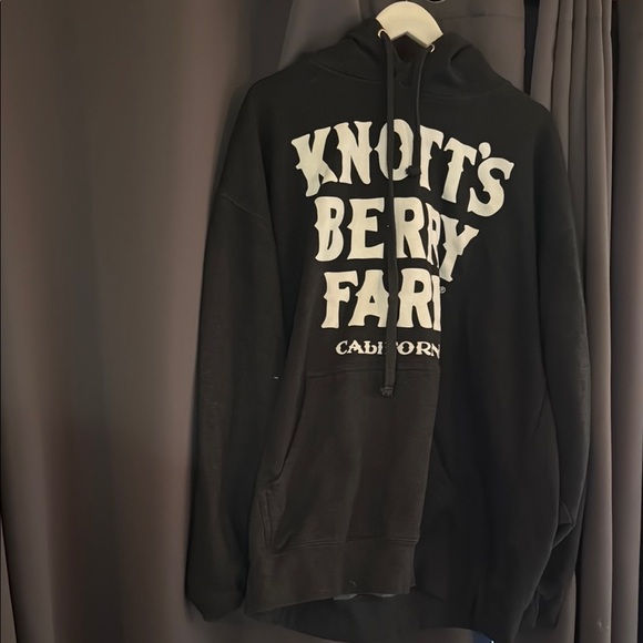 Knott's Berry Farm Black Hoodie - Picture 1 of 2